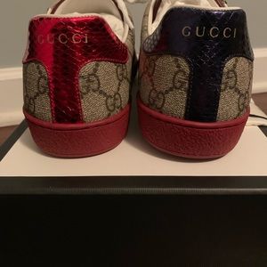 Gucci Sneakers